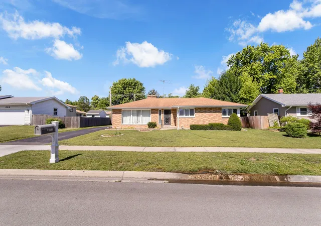 Photo 3 of Single family home for sale at 508 N Metropolitan Ave, Waukegan, IL 60085 | MLS# 12720301 | Listing updated on 2026-09-26