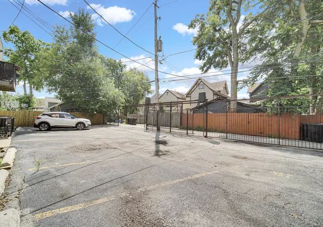 Photo 21 of Condo for sale at 5933 W Huron St #1S, Chicago, IL 60644 | MLS# 12720308 | Listing updated on 2026-08-14