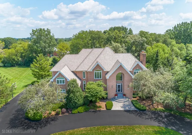 4th image of 1500 Macalpin Cir, Inverness, IL 60010 | MLS# 12720318
