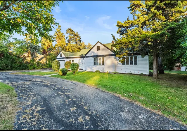 Photo 1 of Single family home for sale at 1705 S Highland Ave, Lombard, IL 60148 | MLS# 12720335 | Listing updated on 2026-09-15