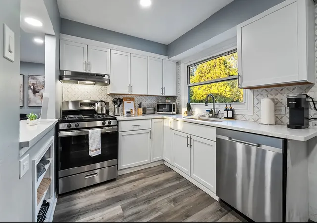 Photo 2 of Single family home for sale at 1705 S Highland Ave, Lombard, IL 60148 | MLS# 12720335 | Listing updated on 2026-09-15