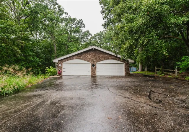 Photo 2 of Sale Pending at 8862 E 1400 North Rd, Bloomington, IL 61705 | MLS# 12720348 | Listing updated on 2026-09-14