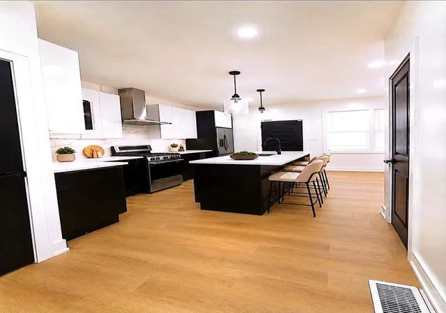 Photo 3 of Sale Pending at 4346 W Gladys Ave, Chicago, IL 60624 | MLS# 12720383 | Listing updated on 2026-08-09