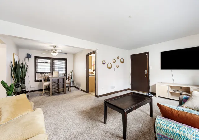 Listing Photo 5 - Condo for sale in building located at 9032 S Laflin St, Chicago, IL 60620