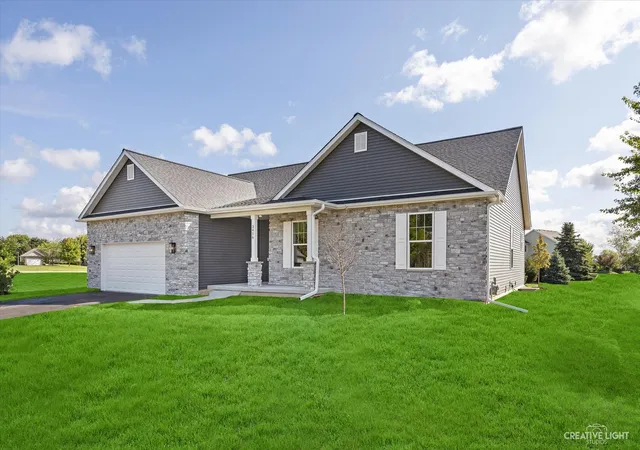 Photo 2 of Single family home for sale at 512 Quinlan Ave, De Kalb, IL 60115 | MLS# 12720397 | Listing updated on 2026-08-09