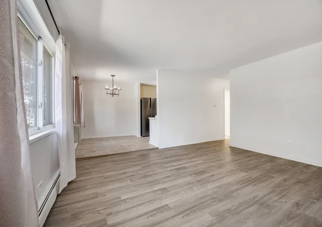 Listing Photo 5 - Condo for sale in building located at 2308 Algonquin Rd, Rolling Meadows, IL 60008 - Unit #7