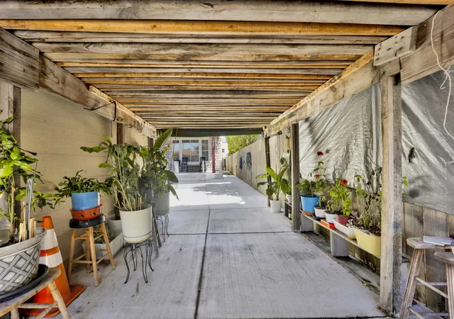 Photo 3 of Single family home for sale at 2945 N California Ave, Chicago, IL 60618 | MLS# 12720509 | Listing updated on 2026-10-09