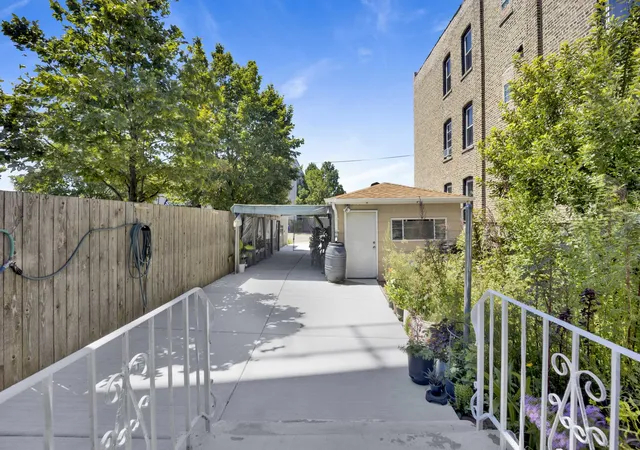 Photo 3 of Single family home for sale at 2945 N California Ave, Chicago, IL 60618 | MLS# 12720509 | Listing updated on 2026-10-09