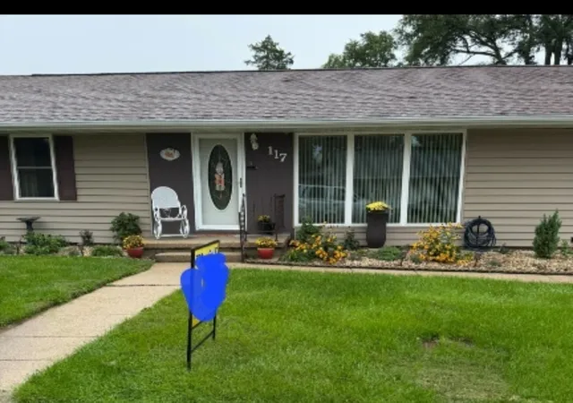 Photo 1 of Single family home for sale at 117 Shady Ln, Dixon, IL 61021 | MLS# 12720534 | Listing updated on 2026-10-04