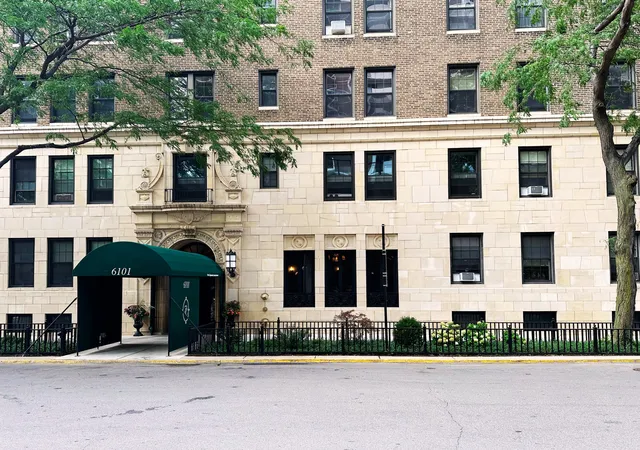 Photo 1 of Condo for sale at 6101 N Sheridan Rd #14G, Chicago, IL 60660 | MLS# 12720541 | Listing updated on 2026-09-22