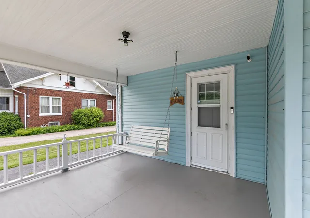 Photo 3 of Single family home for sale at 220 N Elm St, Leland, IL 60531 | MLS# 12720549 | Listing updated on 2026-09-22