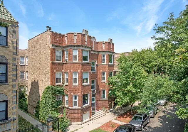 Photo 1 of Condo for sale at 6816 N Lakewood Ave #2, Chicago, IL 60626 | MLS# 12720562 | Listing updated on 2026-09-24