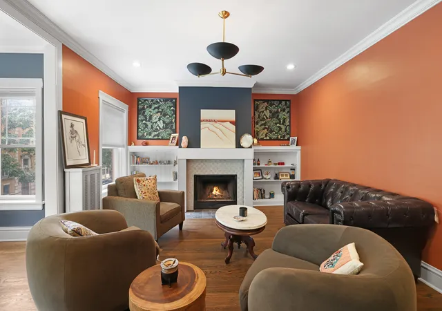 Photo 3 of Condo for sale at 6816 N Lakewood Ave #2, Chicago, IL 60626 | MLS# 12720562 | Listing updated on 2026-09-24