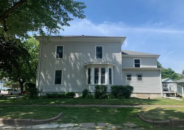 Photo 3 of Single family home for sale at 644 Congress St, Ottawa, IL 61350 | MLS# 12720594 | Listing updated on 2026-10-07