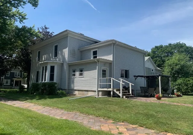 Photo 4 of Single family home for sale at 644 Congress St, Ottawa, IL 61350 | MLS# 12720594 | Listing updated on 2026-10-07