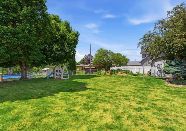 Photo 27 of Single family home for sale at 1017 11th Avenue, Orion, IL 61273 | MLS# 12720607 | Listing updated on 2026-08-09