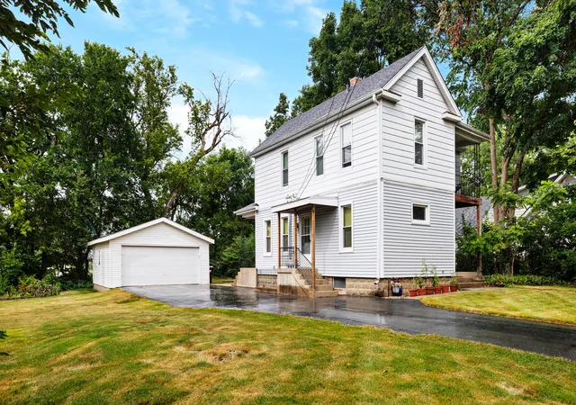 Photo 2 of Multi family home for sale at 8320 Prospect St, Woodstock, IL 60098 | MLS# 12720651 | Listing updated on 2026-09-17