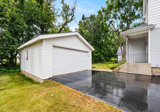 5th image of 8320 Prospect St, Woodstock, IL 60098 | MLS# 12720651