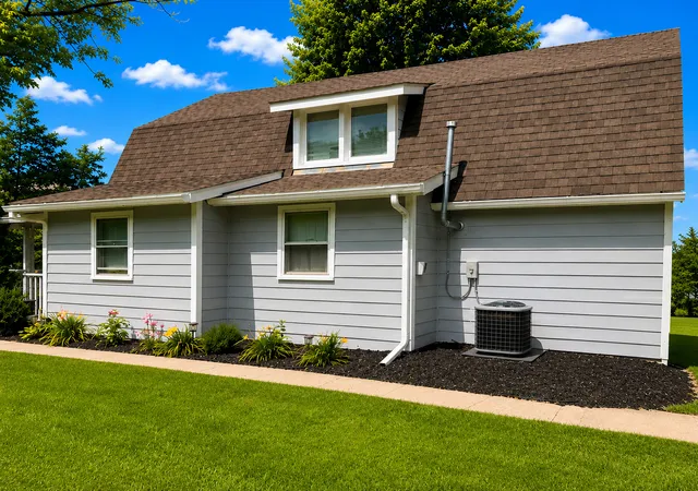 Photo 3 of Single family home for sale at 204 16th Avenue, Sterling, IL 61081 | MLS# 12720709 | Listing updated on 2026-08-31