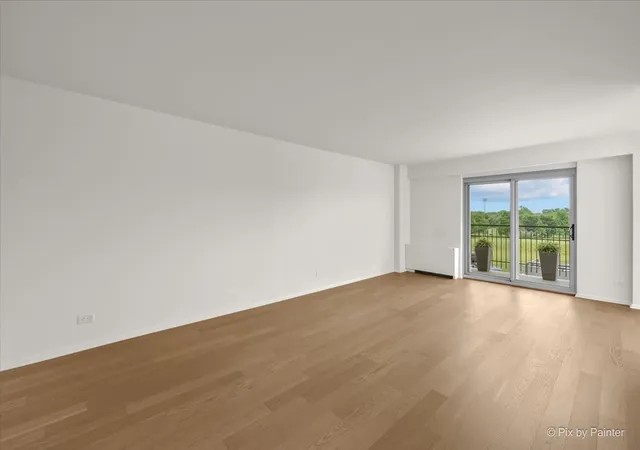 Photo 3 of Condo for sale at 6933 N Kedzie Ave #405, Chicago, IL 60645 | MLS# 12720740 | Listing updated on 2026-08-10