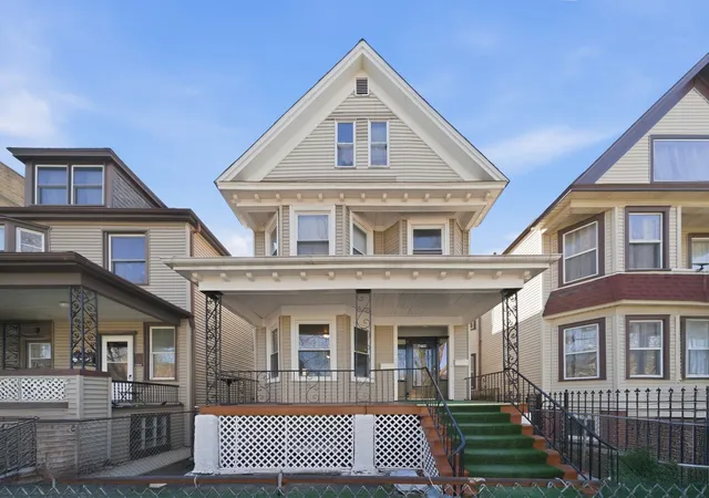 Multi family home for sale at 4714 N Spaulding Ave, Chicago, IL 60625 | MLS# 12720842