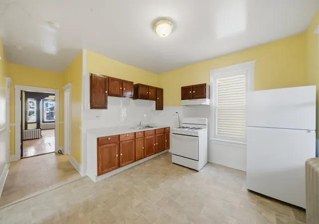 Listing Photo 5 - Condo for sale in building located at 4714 N Spaulding Ave, Chicago, IL 60625