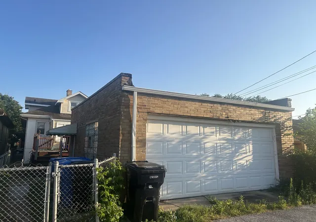 Photo 2 of Single family home for sale at 6130 W Addison St, Chicago, IL 60634 | MLS# 12720864 | Listing updated on 2026-09-30