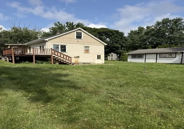 Photo 4 of Single family home for sale at 8s057 S Vine St, Burr Ridge, IL 60527 | MLS# 12720884 | Listing updated on 2026-08-12