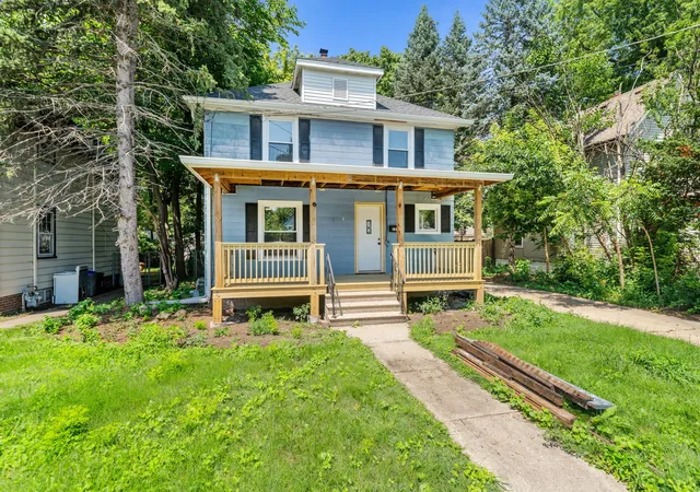 Photo 1 of Single family home for sale at 1438 Jackson St, Rockford, IL 61107 | MLS# 12720888 | Listing updated on 2026-09-08