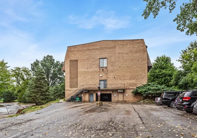 25th image of 600 W Russell St #309, Barrington, IL 60010 | MLS# 12720893