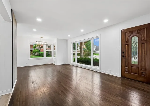Photo 4 of Single family home for sale at 2272 Asbury Rd, Northbrook, IL 60062 | MLS# 12720936 | Listing updated on 2026-10-05