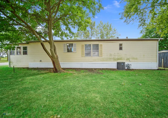5th image of 2 Berry Ln E, Bourbonnais, IL 60914 | MLS# 12720980