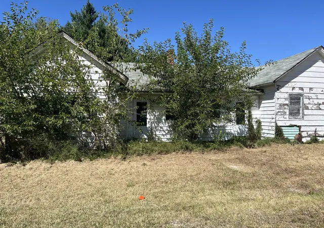 Photo 1 of Single family home for sale at 506 W Mclean St, Colchester, IL 62863 | MLS# 12720990 | Listing updated on 2026-08-07