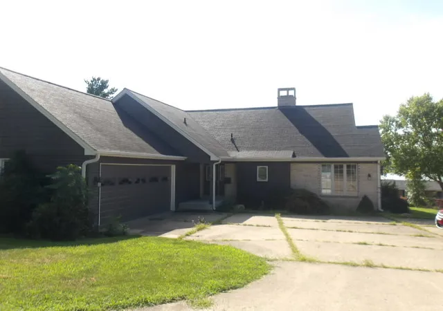 Photo 21 of Single family home for sale at 304 Greenway Ln, Decatur, IL 62521 | MLS# 12721039 | Listing updated on 2026-09-15