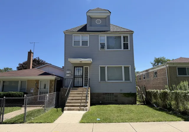 Photo 1 of Multi family home for sale at 9211 S Clyde Ave, Chicago, IL 60617 | MLS# 12721089 | Listing updated on 2026-09-15