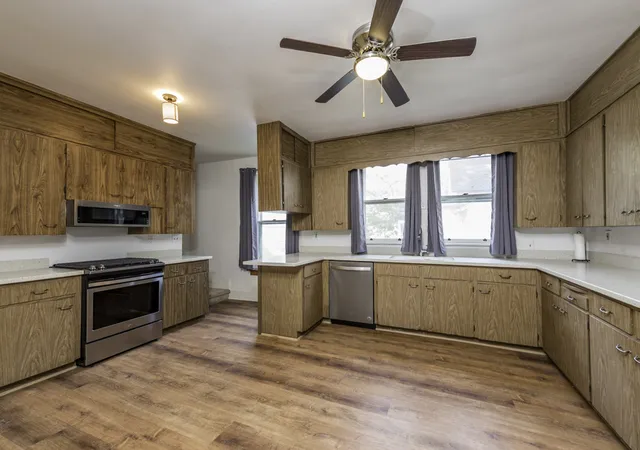 Photo 1 of Single family home for sale at 3002 Enoch Ave, Zion, IL 60099 | MLS# 12721116 | Listing updated on 2026-09-19
