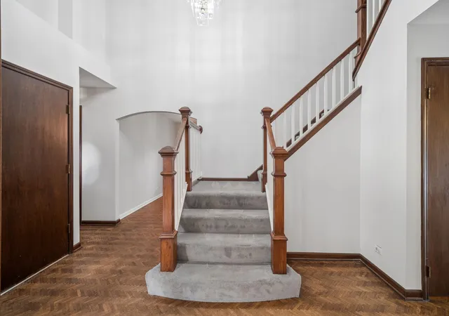Photo 3 of Single family home for sale at 1645 Sherwood Rd, Highland Park, IL 60035 | MLS# 12721149 | Listing updated on 2026-09-10
