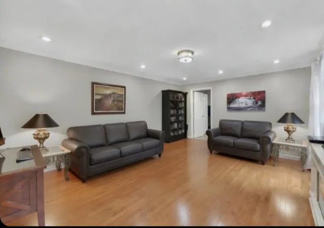 5th image of 21101 N Middleton Dr, Kildeer, IL 60047 | MLS# 12721189