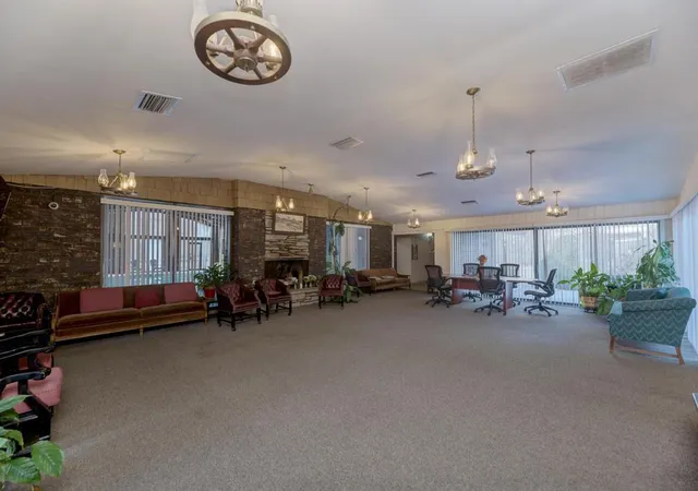 2nd image of 830 Elder Rd, Homewood, IL 60430