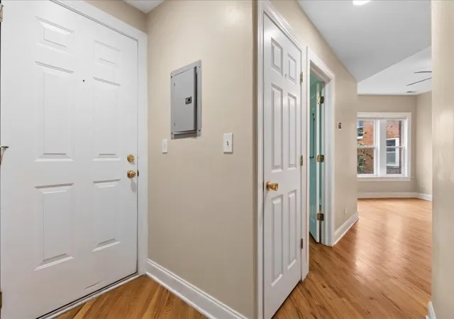 Photo 3 of Condo for sale at 4916 N Kedzie Ave #2W, Chicago, IL 60625 | MLS# 12721286 | Listing updated on 2026-09-22