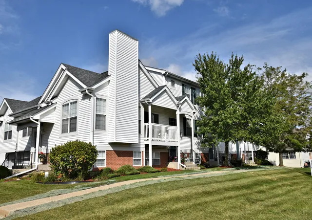 Photo 1 of Townhouse for sale at 1361 Fox Hound Trl, Beecher, IL 60401 | MLS# 12721347 | Listing updated on 2026-09-25