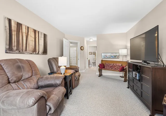 Photo 3 of Condo for sale at 3415 Vollmer Rd #103, Flossmoor, IL 60422 | MLS# 12721366 | Listing updated on 2026-09-14