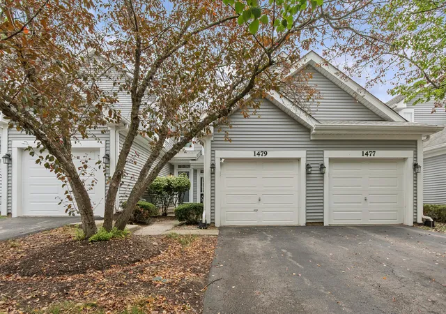 Photo 1 of Townhouse for sale at 1479 Walnut Hl Ave, St. Charles, IL 60174 | MLS# 12721420 | Listing updated on 2026-09-24