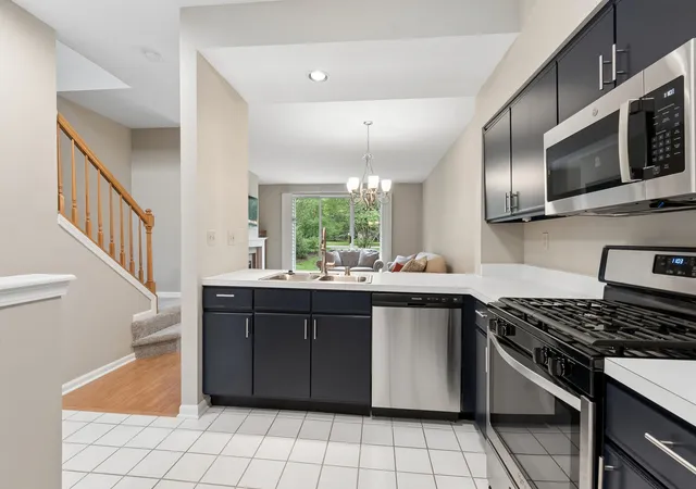 Photo 3 of Townhouse for sale at 1479 Walnut Hl Ave, St. Charles, IL 60174 | MLS# 12721420 | Listing updated on 2026-09-24