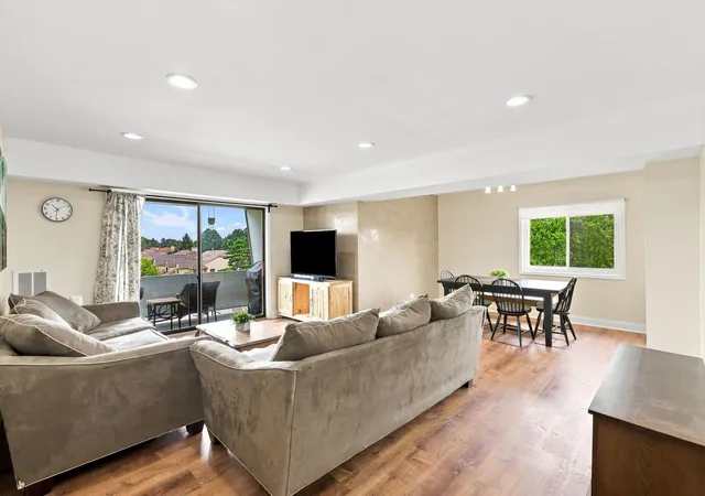 Photo 2 of Condo for sale at 3300 N Carriageway Dr #405, Arlington Heights, IL 60004 | MLS# 12721440 | Listing updated on 2026-09-01