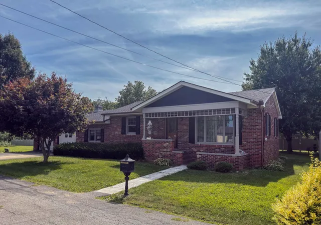Photo 1 of Single family home for sale at 3011 Perrysville Rd, Danville, IL 61834 | MLS# 12721459 | Listing updated on 2026-08-06
