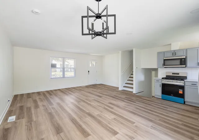 Photo 4 of Single family home for sale at 1859 Reichert Ave, Sauk Village, IL 60411 | MLS# 12721541 | Listing updated on 2026-10-09