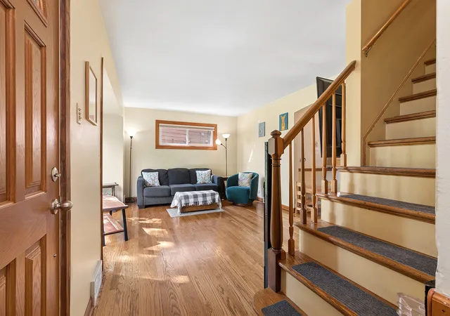 Photo 3 of Single family home for sale at 18646 Golfview Ave, Homewood, IL 60430 | MLS# 12721607 | Listing updated on 2026-09-09
