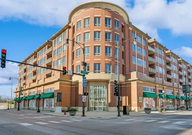 Photo 2 of Condo for sale at 6000 N Cicero Ave #515, Chicago, IL 60646 | MLS# 12721620 | Listing updated on 2026-08-07