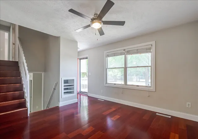 4th image of 1216 N Hershey Rd, Bloomington, IL 61704 | MLS# 12721696
